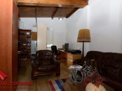 TU HOGAR EN EL BAIXO MIÑO: CASA EN UNA PLANTA CON PISCINA Y AMPLIOS ESPACIOS