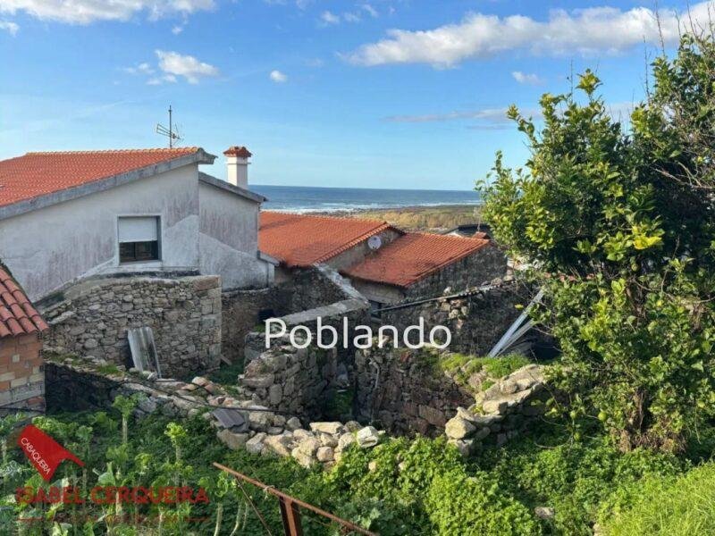 CASA DE PUEBLO PARA REFORMA FRENTE AL MAR - OIA, SUELO EDIFICABLE Y PROYECTO INCLUIDO.