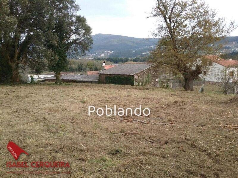 TERRENO EDIFICABLE DE 1.900 M² EN O ROSAL – 800 M² EDIFICABLES A SOLO 700 M DE LA PLAYA DE EIRAS — foto 1