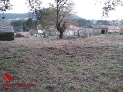 TERRENO EDIFICABLE DE 1.900 M² EN O ROSAL - 800 M² EDIFICABLES A SOLO 700 M DE LA PLAYA DE EIRAS