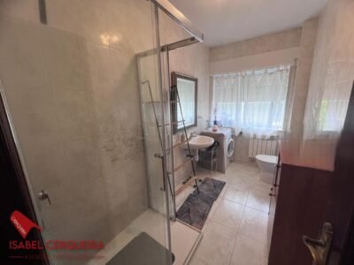 INVERSIÓN EN LA COSTA GALLEGA: EDIFICIO CON CUATRO APARTAMENTOS EN A GUARDA
