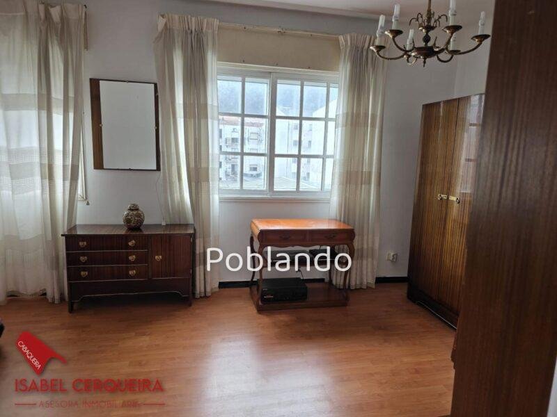 EDIFICIO EN PLENO CENTRO DE A GUARDA - 2 VIVIENDAS Y LOCAL COMERCIAL CON MÚLTIPLES POSIBILIDADES