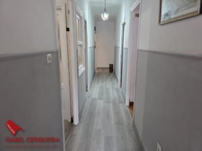 EDIFICIO EN PLENO CENTRO DE A GUARDA - 2 VIVIENDAS Y LOCAL COMERCIAL CON MÚLTIPLES POSIBILIDADES