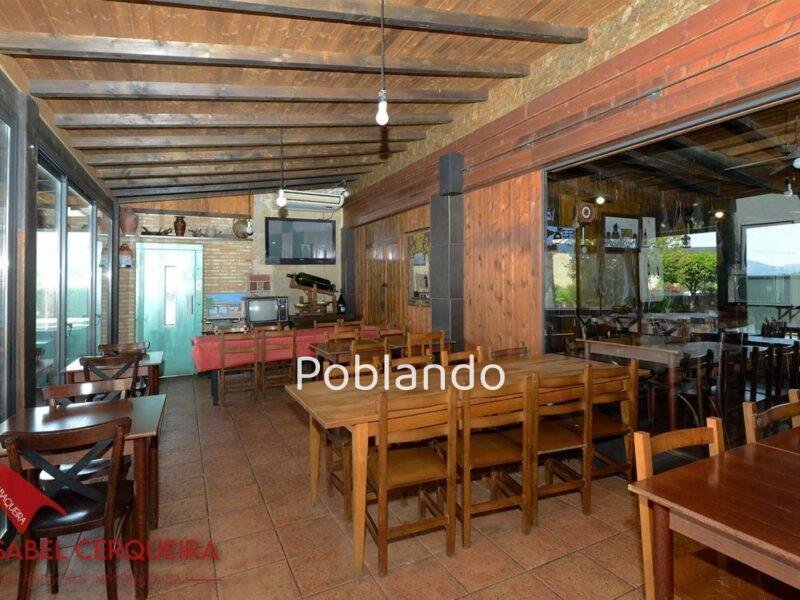 ¡VIVE, EMPRENDE O INVIERTE! CASA DE PIEDRA CON PISCINA Y AMPLIA FINCA EN TOMIÑO