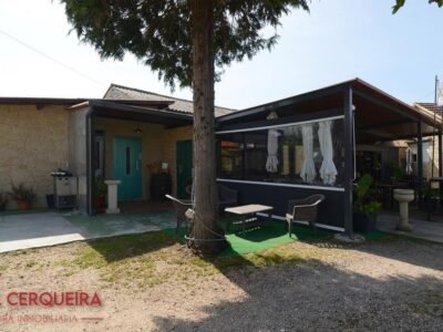 TU HOGAR EN EL BAIXO MIÑO: CASA EN UNA PLANTA CON PISCINA Y AMPLIOS ESPACIOS