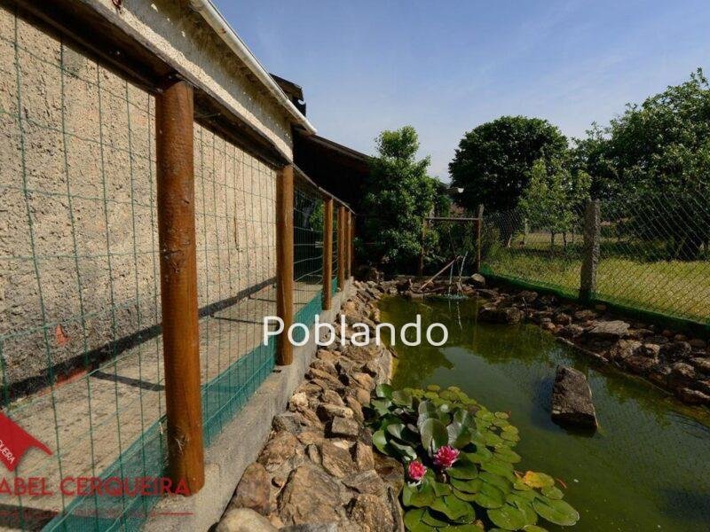 ¡VIVE, EMPRENDE O INVIERTE! CASA DE PIEDRA CON PISCINA Y AMPLIA FINCA EN TOMIÑO