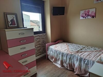 VIVE EN EL CENTRO DE A GUARDA: CASA CON GARAJE Y AMPLIA TERRAZA