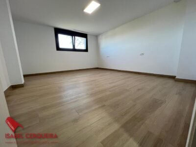 IC INMO PRESENTA | CHALET DE PIEDRA DE OBRA NUEVA EN TOMIÑO