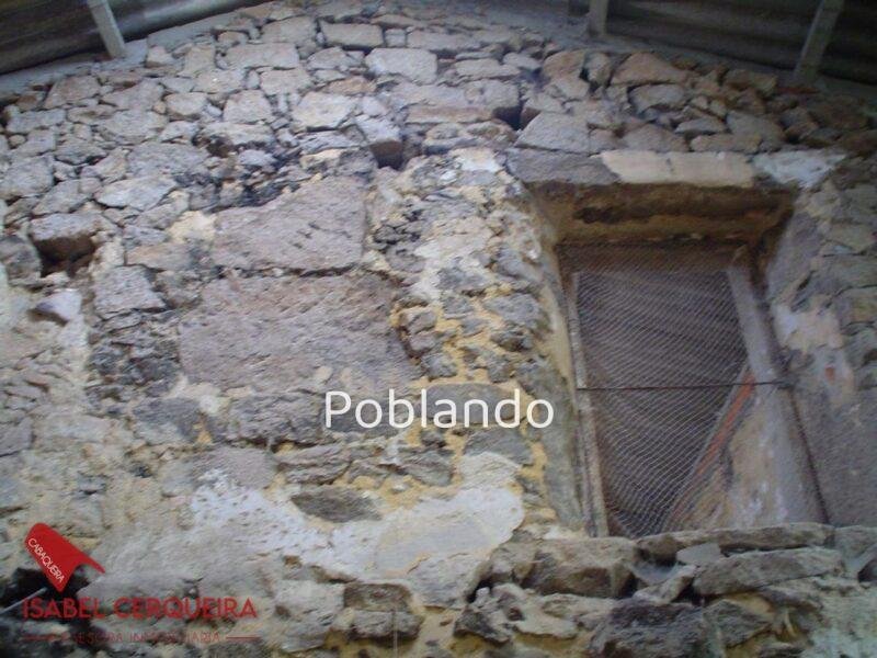 OPORTUNIDAD ÚNICA - CASA DE PIEDRA A REFORMAR CON TERRENO Y VISTAS AL MAR EN EL CENTRO DE A GUARDA.