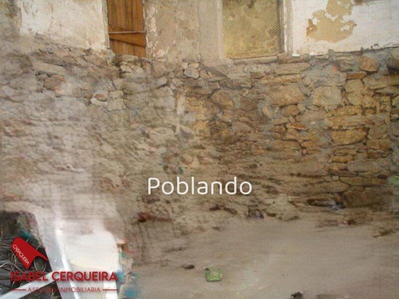 OPORTUNIDAD ÚNICA - CASA DE PIEDRA A REFORMAR CON TERRENO Y VISTAS AL MAR EN EL CENTRO DE A GUARDA.