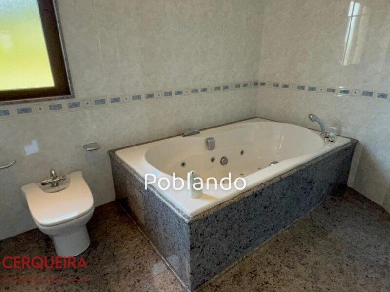 LUJO, PRIVACIDAD Y ESPACIO | CHALET DE 603 m² EN O ROSAL