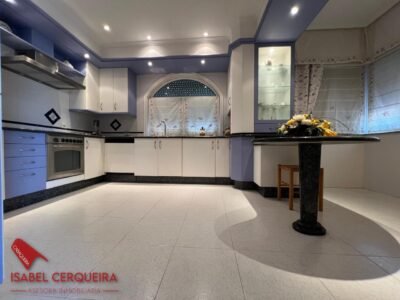 CHALET EXCLUSIVO EN O ROSAL - 431 M², 7 DORMITORIOS Y AMPLIA PARCELA DE 1.486 M²