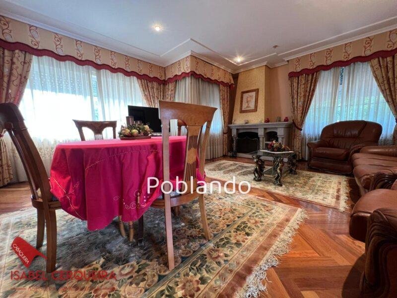 CHALET EXCLUSIVO EN O ROSAL - 431 M², 7 DORMITORIOS Y AMPLIA PARCELA DE 1.486 M²