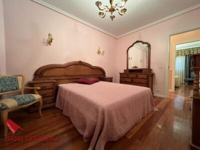 CHALET EXCLUSIVO EN O ROSAL - 431 M², 7 DORMITORIOS Y AMPLIA PARCELA DE 1.486 M²