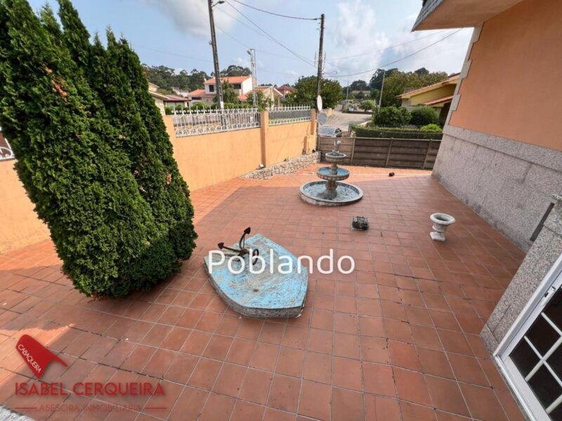 CHALET EXCLUSIVO EN O ROSAL - 431 M², 7 DORMITORIOS Y AMPLIA PARCELA DE 1.486 M²