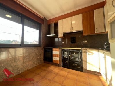 ¡GRAN OPORTUNIDAD EN O ROSAL! CASA CON 2 VIVIENDAS INDEPENDIENTES, 335 m², GARAJE PARA 2 COCHES Y TERRAZA - 219.000 €