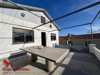 ¡GRAN OPORTUNIDAD EN O ROSAL! CASA CON 2 VIVIENDAS INDEPENDIENTES, 335 m², GARAJE PARA 2 COCHES Y TERRAZA - 219.000 €