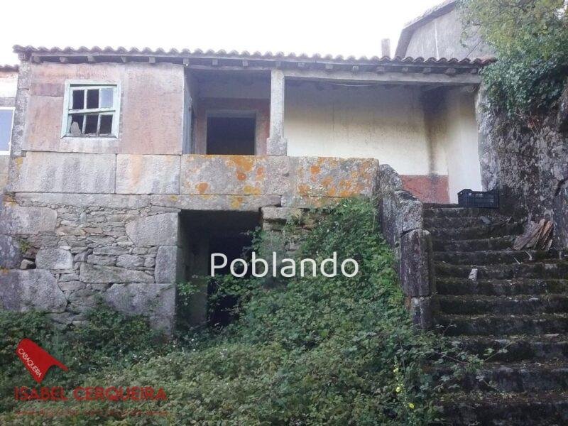 CASA HISTÓRICA DE 1900 EN OIA - 312 m² SOBRE UNA FINCA DE 5.769 m²