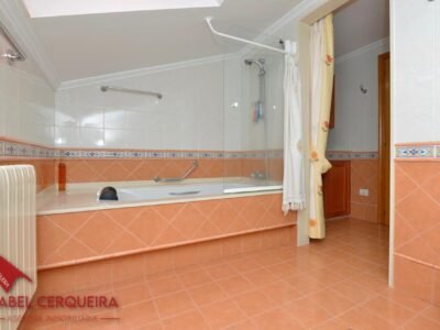 NEGOCIO HOSTELERO CON VIVIENDA - UNA OPORTUNIDAD DE INVERSIÓN CON FUTURO