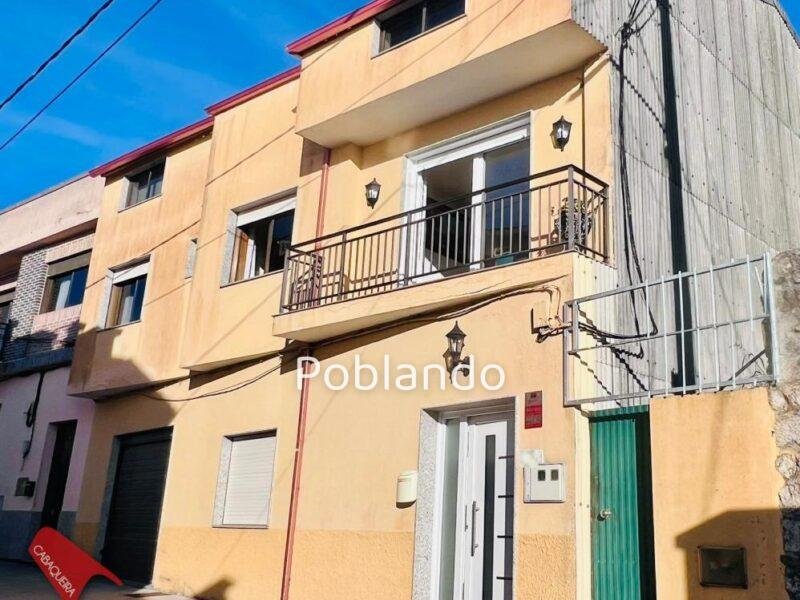 CASA ADOSADA CON VISTAS EN A GUARDA - ESPACIO, UBICACIÓN Y MÚLTIPLES POSIBILIDADES