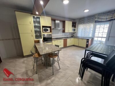 EDIFICIO EN A GUARDA JUNTO AL MAR - 3 VIVIENDAS Y GRANDES POSIBILIDADES DE INVERSIÓN