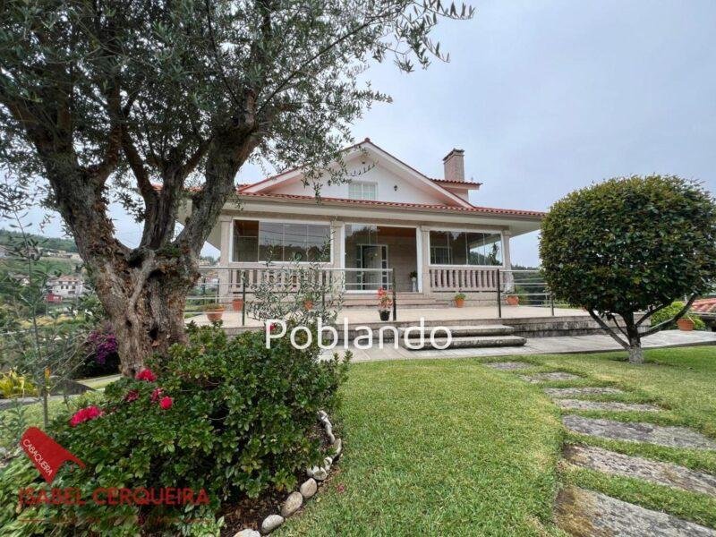 UNA PROPIEDAD ÚNICA EN VIGO | CHALET DE PIEDRA, 2 VIVIENDAS Y GRAN FINCA PRIVADA