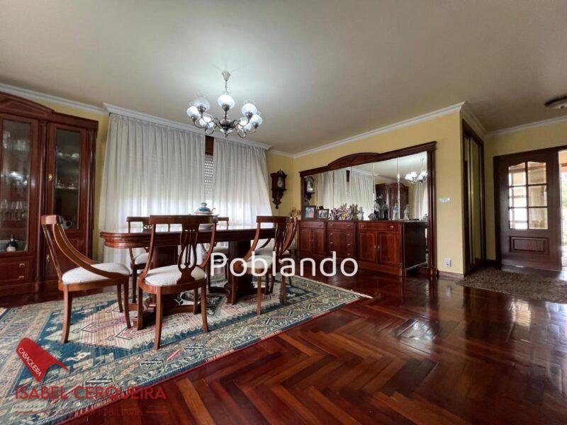 UNA PROPIEDAD ÚNICA EN VIGO | CHALET DE PIEDRA, 2 VIVIENDAS Y GRAN FINCA PRIVADA