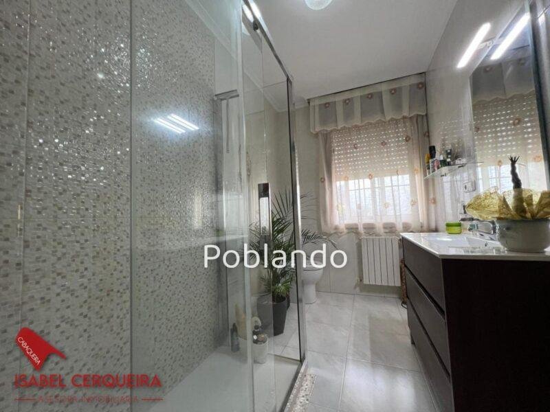UNA PROPIEDAD ÚNICA EN VIGO | CHALET DE PIEDRA, 2 VIVIENDAS Y GRAN FINCA PRIVADA