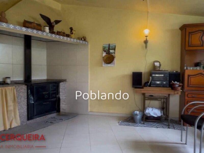 UNA PROPIEDAD ÚNICA EN VIGO | CHALET DE PIEDRA, 2 VIVIENDAS Y GRAN FINCA PRIVADA
