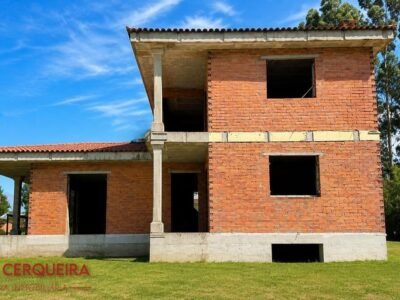 CONSTRUYE LA CASA DE TUS SUEÑOS EN GOIÁN POR SOLO 145.000 €