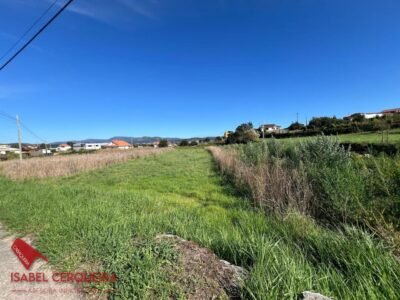 GRAN OPORTUNIDAD EN A GUARDA · 2.203 m² DE TERRENO CON 1.000 m² EDIFICABLES