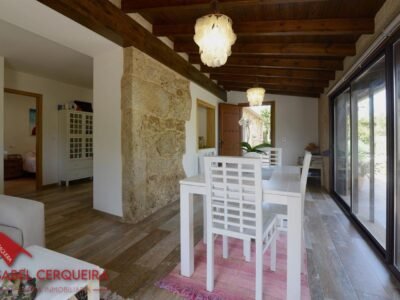 EXCLUSIVA EN TOMIÑO | CHALET DE PIEDRA EN PLANTA BAJA CON 2.800 M² DE FINCA PRIVADA