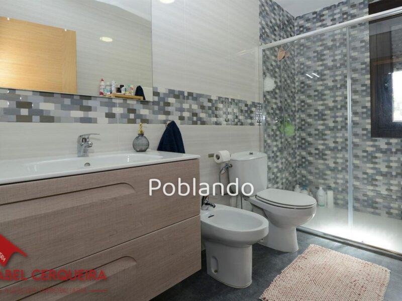 EXCLUSIVA EN TOMIÑO | CHALET DE PIEDRA EN PLANTA BAJA CON 2.800 M² DE FINCA PRIVADA