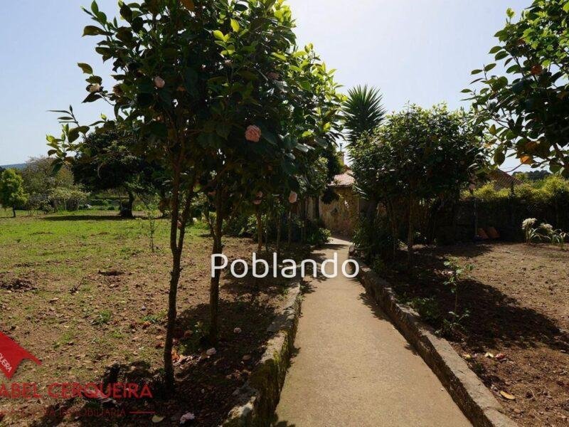 EXCLUSIVA EN TOMIÑO | CHALET DE PIEDRA EN PLANTA BAJA CON 2.800 M² DE FINCA PRIVADA