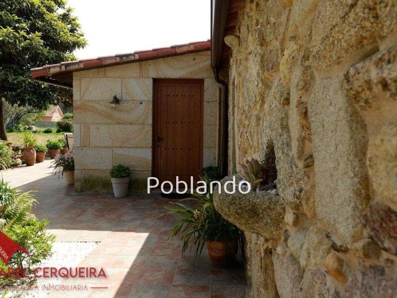 EXCLUSIVA EN TOMIÑO | CHALET DE PIEDRA EN PLANTA BAJA CON 2.800 M² DE FINCA PRIVADA