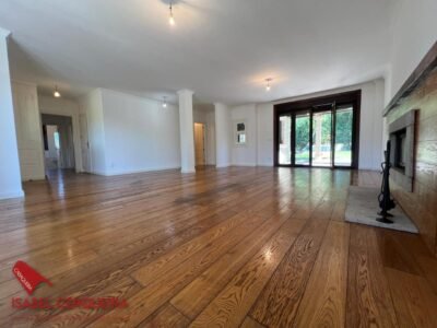 GRAN CASA DE PIEDRA EN TOMIÑO - 386 M², 1.437 M² DE PARCELA Y UNA UBICACIÓN PRIVILEGIADA