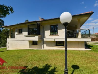 VILLA PRIVADA EN O ROSAL · DISEÑO CONTEMPORÁNEO, JARDÍN Y VISTAS A PORTUGAL