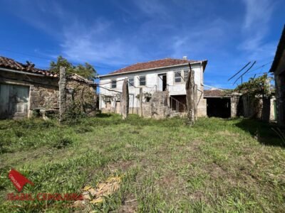 CASA SEÑORIAL DE PIEDRA · 5.267 m² DE FINCA · POSIBILIDADES DE EDIFICACIÓN | FORCADELA · TOMIÑO