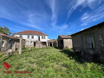 CASA SEÑORIAL DE PIEDRA · 5.267 m² DE FINCA · POSIBILIDADES DE EDIFICACIÓN | FORCADELA · TOMIÑO