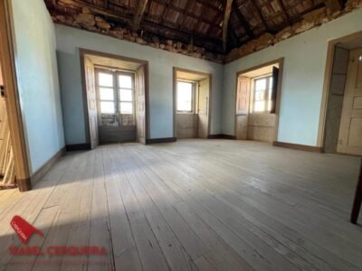CASA SEÑORIAL DE PIEDRA · 5.267 m² DE FINCA · POSIBILIDADES DE EDIFICACIÓN | FORCADELA · TOMIÑO