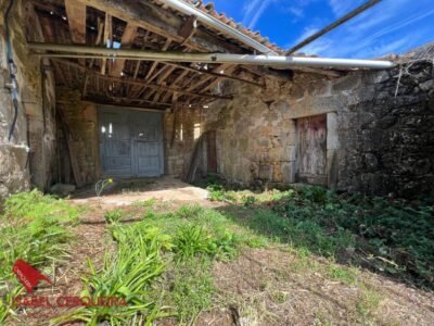 CASA SEÑORIAL DE PIEDRA · 5.267 m² DE FINCA · POSIBILIDADES DE EDIFICACIÓN | FORCADELA · TOMIÑO