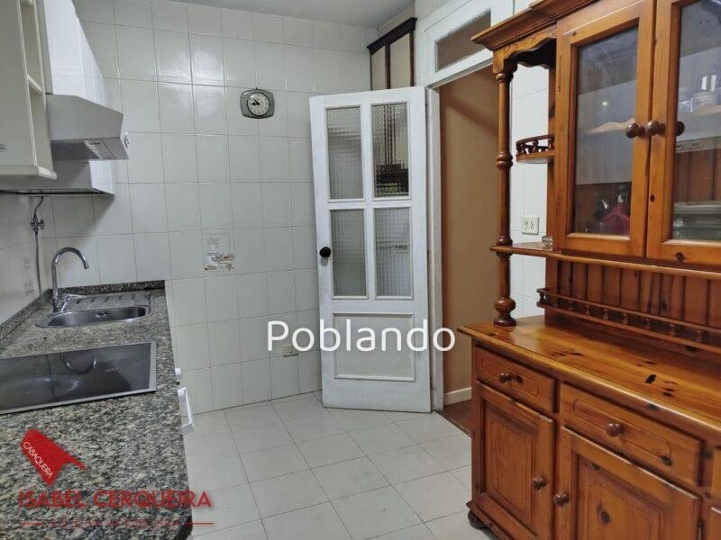 VIVE EN EL CENTRO DE A GUARDA: CASA CON GARAJE Y AMPLIA TERRAZA