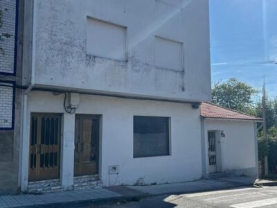 OPORTUNIDAD EN A GUARDA | EDIFICIO CON 2 VIVIENDAS Y LOCAL - IDEAL PARA VIVIR O INVERTIR