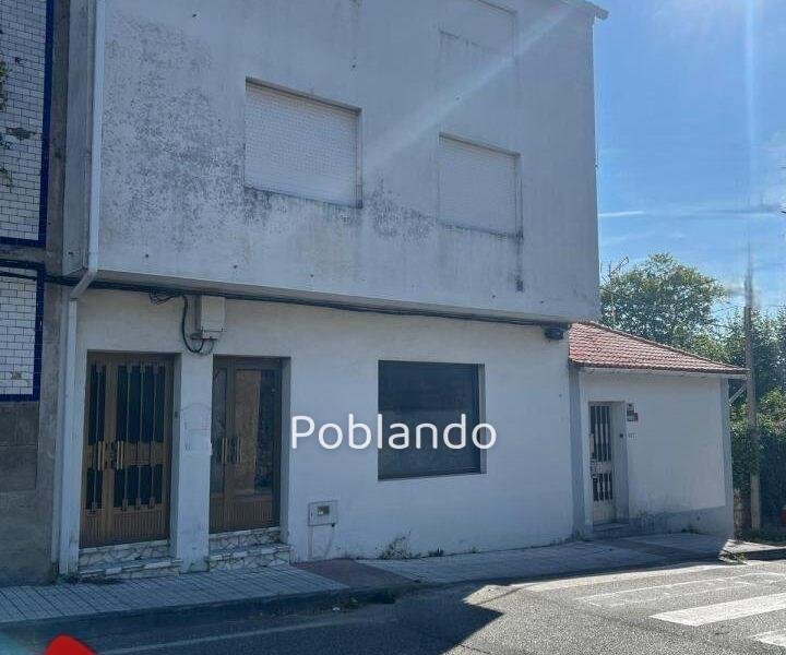 OPORTUNIDAD EN A GUARDA | EDIFICIO CON 2 VIVIENDAS Y LOCAL - IDEAL PARA VIVIR O INVERTIR