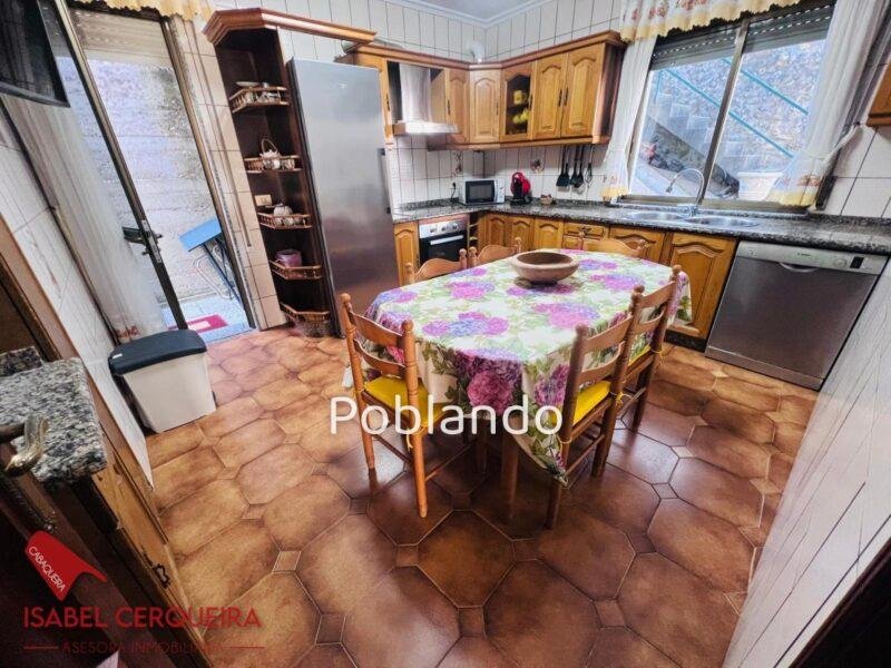 CASA ADOSADA CON VISTAS EN A GUARDA - ESPACIO, UBICACIÓN Y MÚLTIPLES POSIBILIDADES