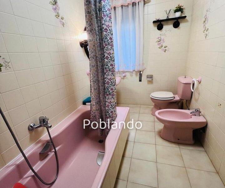 CASA ADOSADA CON VISTAS EN A GUARDA - ESPACIO, UBICACIÓN Y MÚLTIPLES POSIBILIDADES