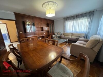 AMPLIA CASA EN A GUARDA CON 6 DORMITORIOS - ESPACIO, UBICACIÓN Y GRANDES POSIBILIDADES