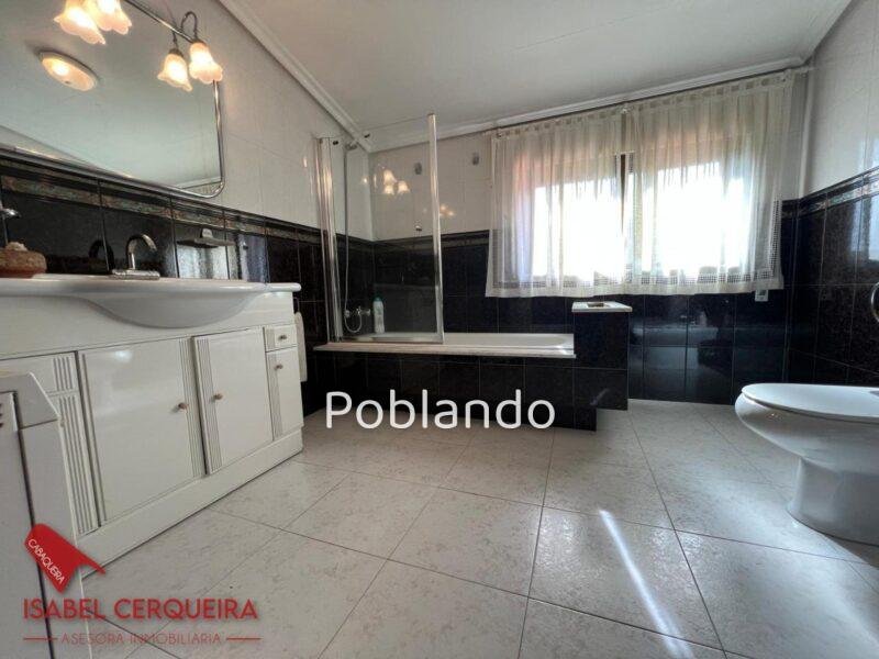 AMPLIA CASA EN A GUARDA CON 6 DORMITORIOS - ESPACIO, UBICACIÓN Y GRANDES POSIBILIDADES