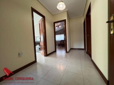AMPLIA CASA EN A GUARDA CON 6 DORMITORIOS - ESPACIO, UBICACIÓN Y GRANDES POSIBILIDADES