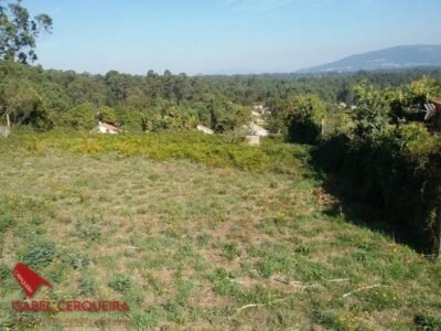TERRENO EDIFICABLE DE 620 M² ENTRE TUI Y TOMIÑO - 248 M² EDIFICABLES Y POZO PROPIO